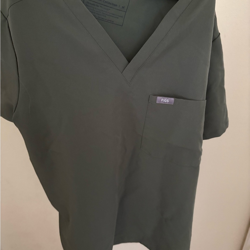 Figs Olive V-Neck Scrub Top